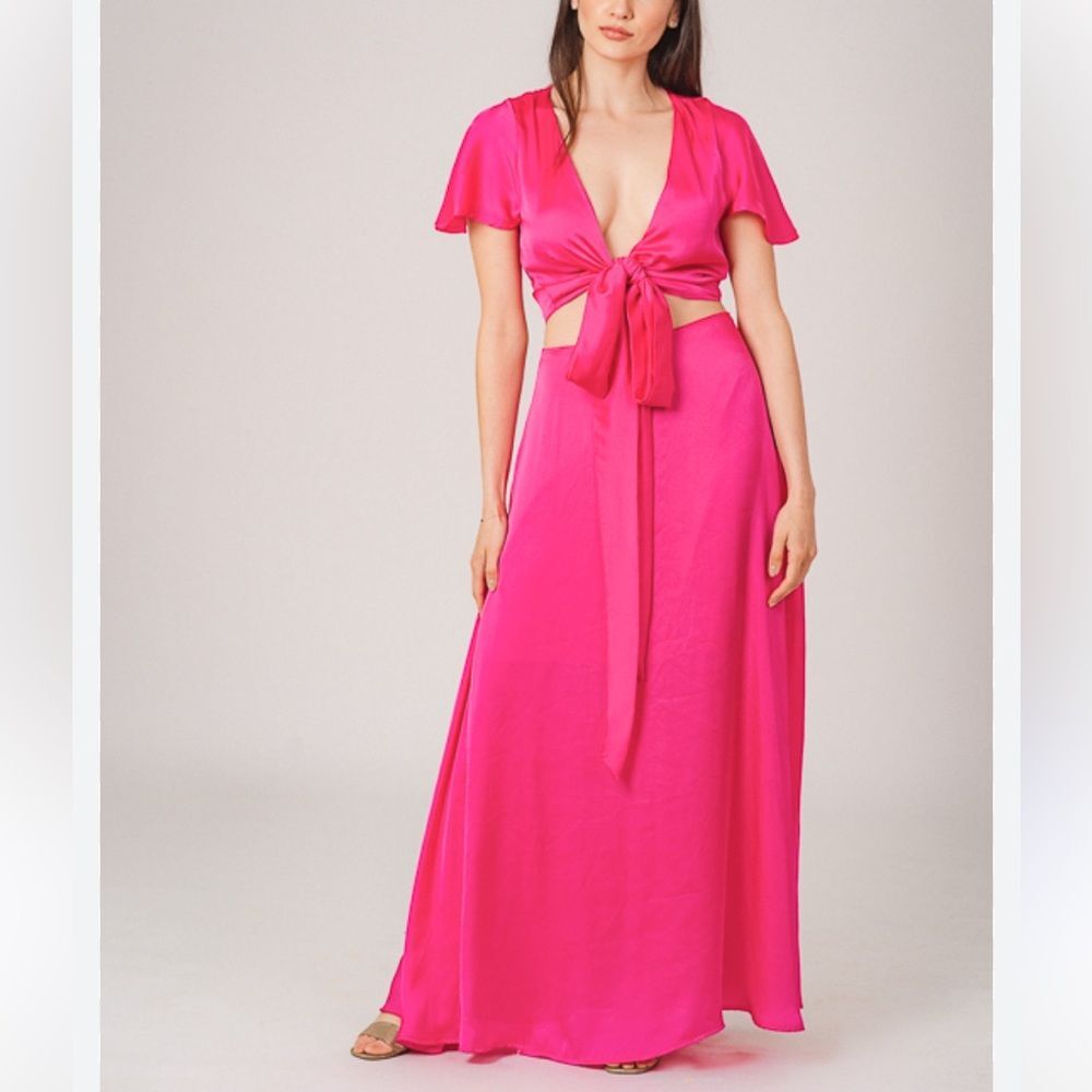 Runaway Tie Front Short Sleeve Flowy Cut Out Maxi Pink Dress XS